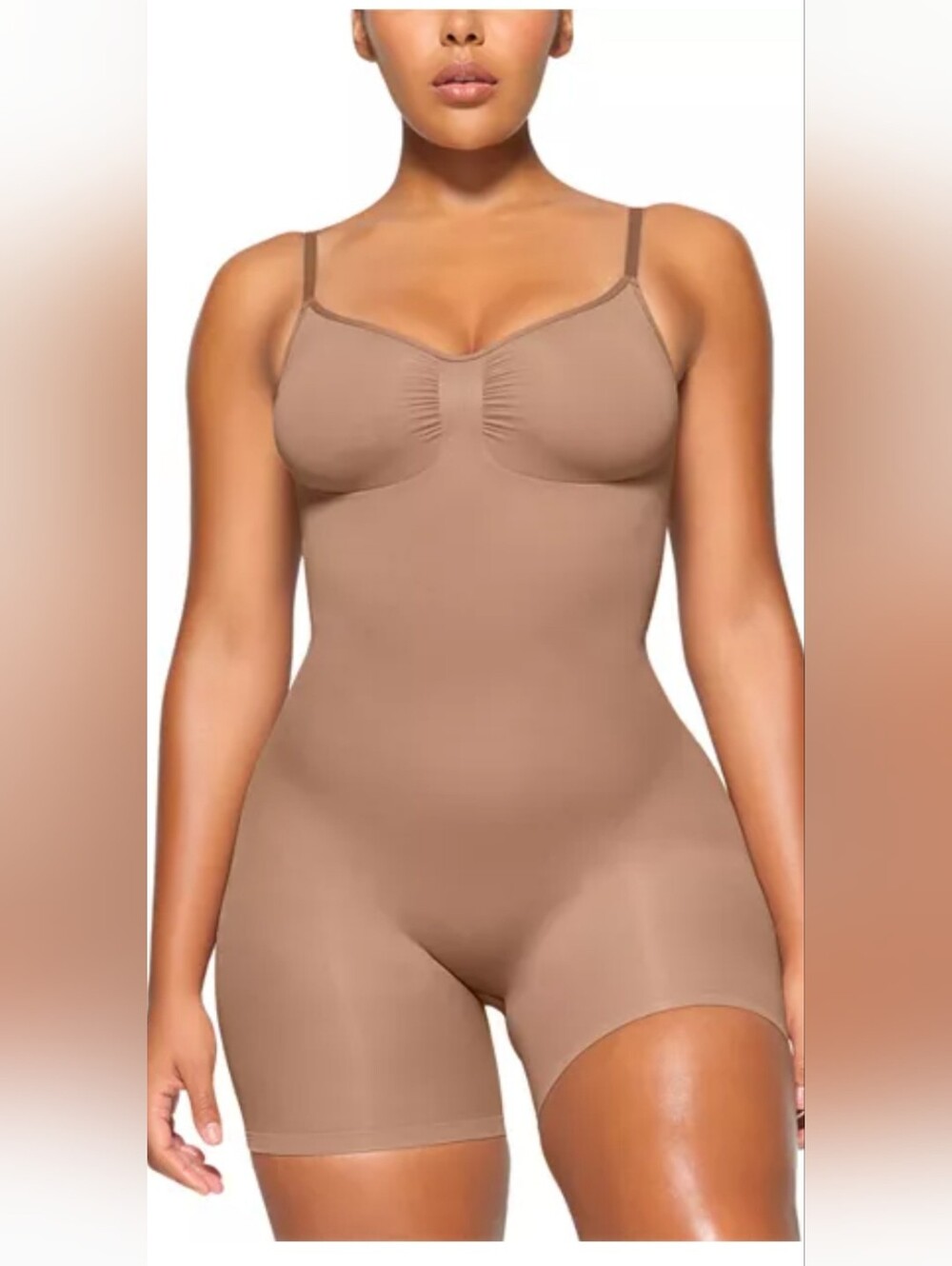 SKIMS Nude Seamless Shaping Bodysuit